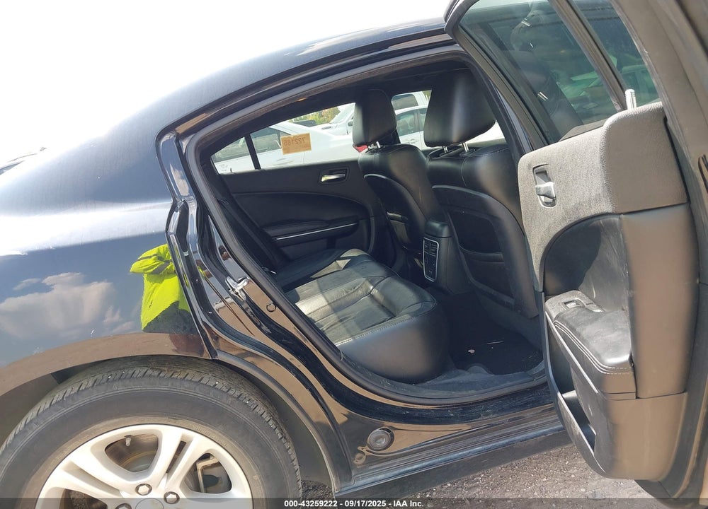 2021 DODGE CHARGER VIN: 2C3CDXBG0MH511041