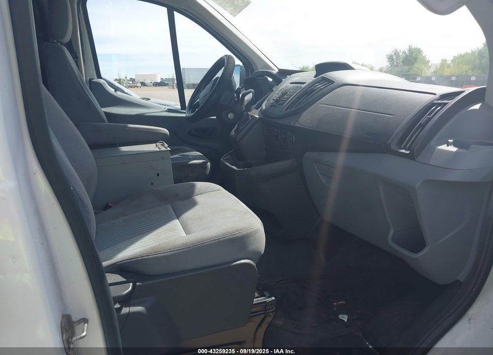 2017 FORD TRANSIT-250 VIN: 1FTYR1YM0HKB49210
