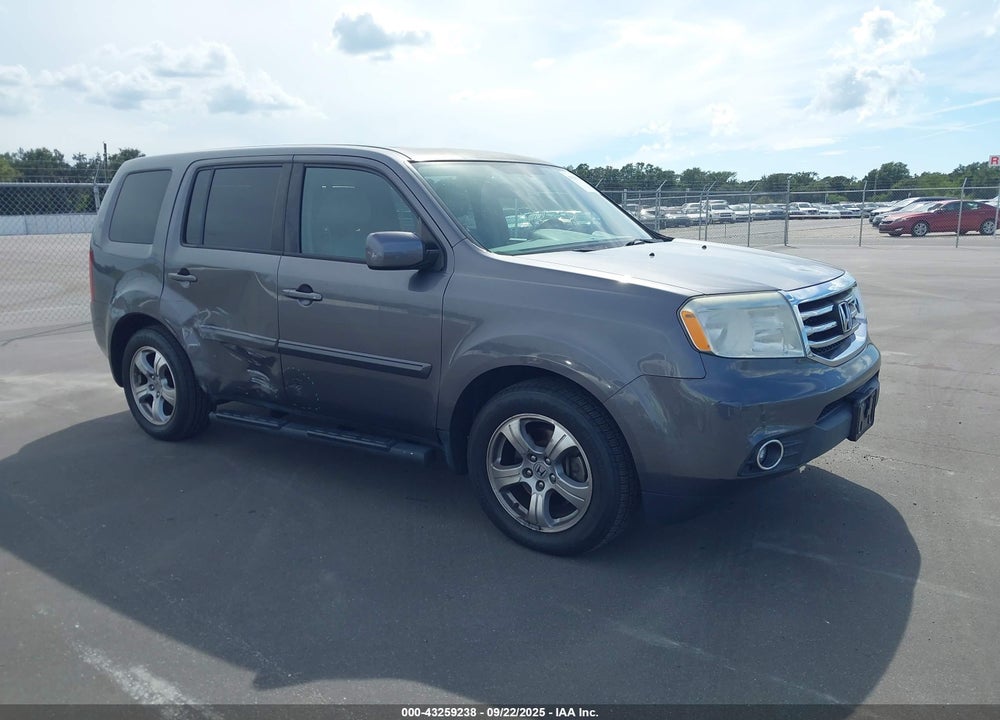 2015 HONDA PILOT EX-L VIN: 5FNYF4H56FB049030