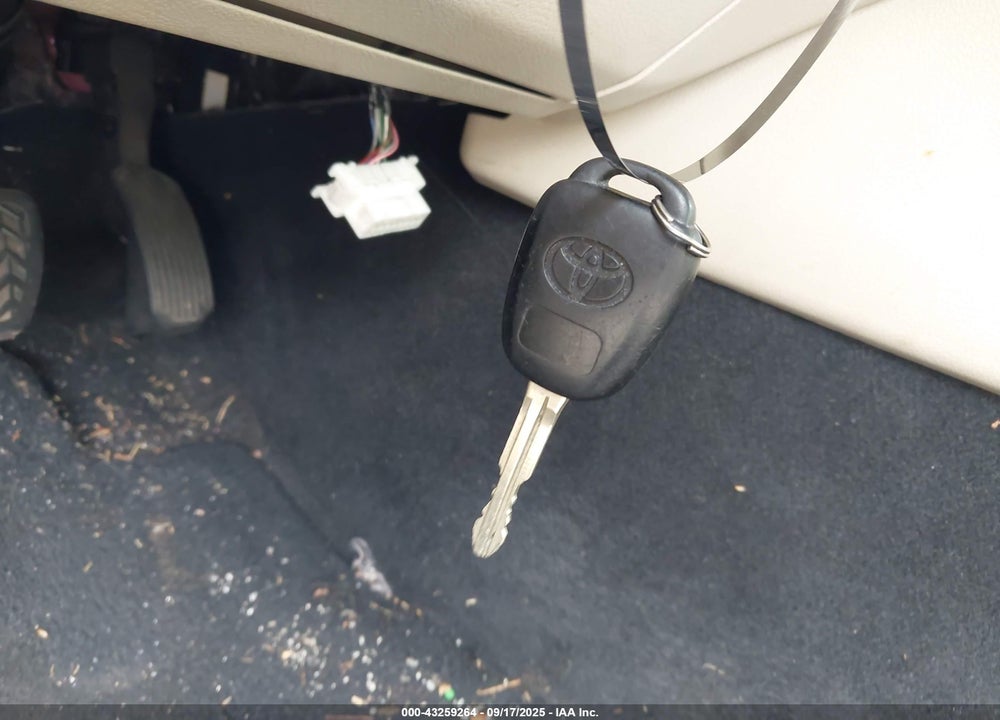 2012 TOYOTA CAMRY VIN: 4T4BF1FK7CR202922