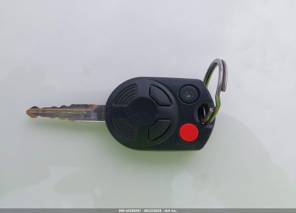 2010 FORD FUSION VIN: 3FAHP0HA0AR408078
