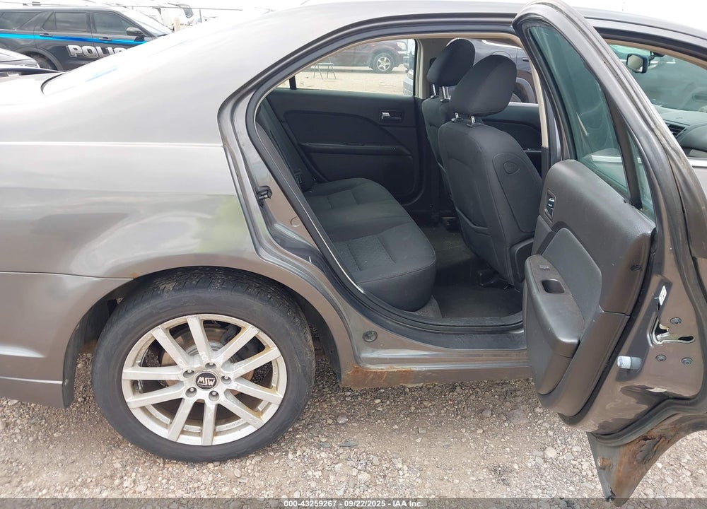 2010 FORD FUSION VIN: 3FAHP0HA0AR408078