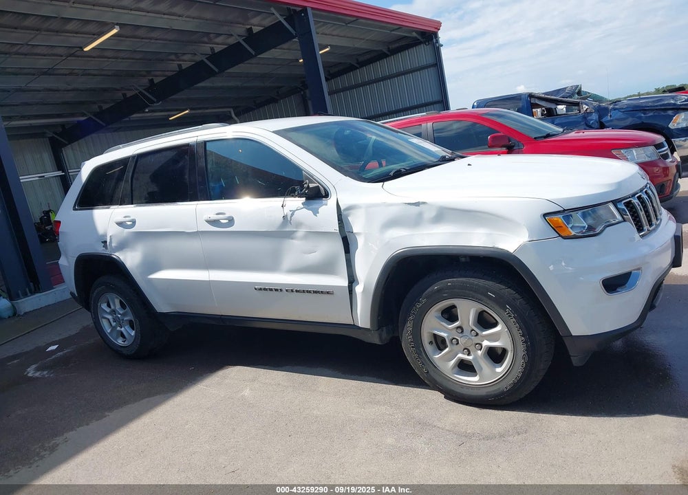 2017 JEEP GRAND CHEROKEE VIN: 1C4RJFAG4HC963349