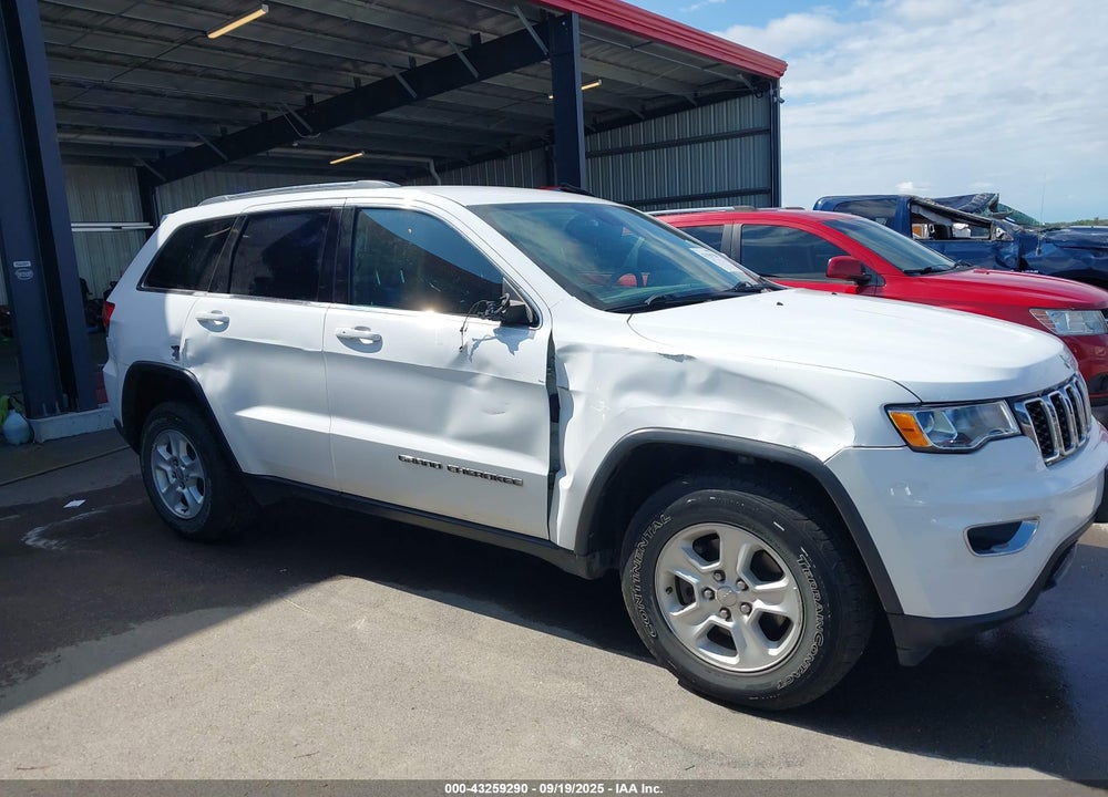 2017 JEEP GRAND CHEROKEE VIN: 1C4RJFAG4HC963349