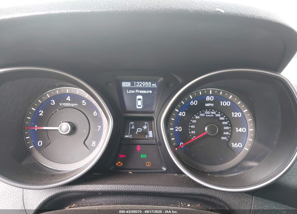 2016 HYUNDAI ELANTRA VIN: KMHD35LH4GU263548
