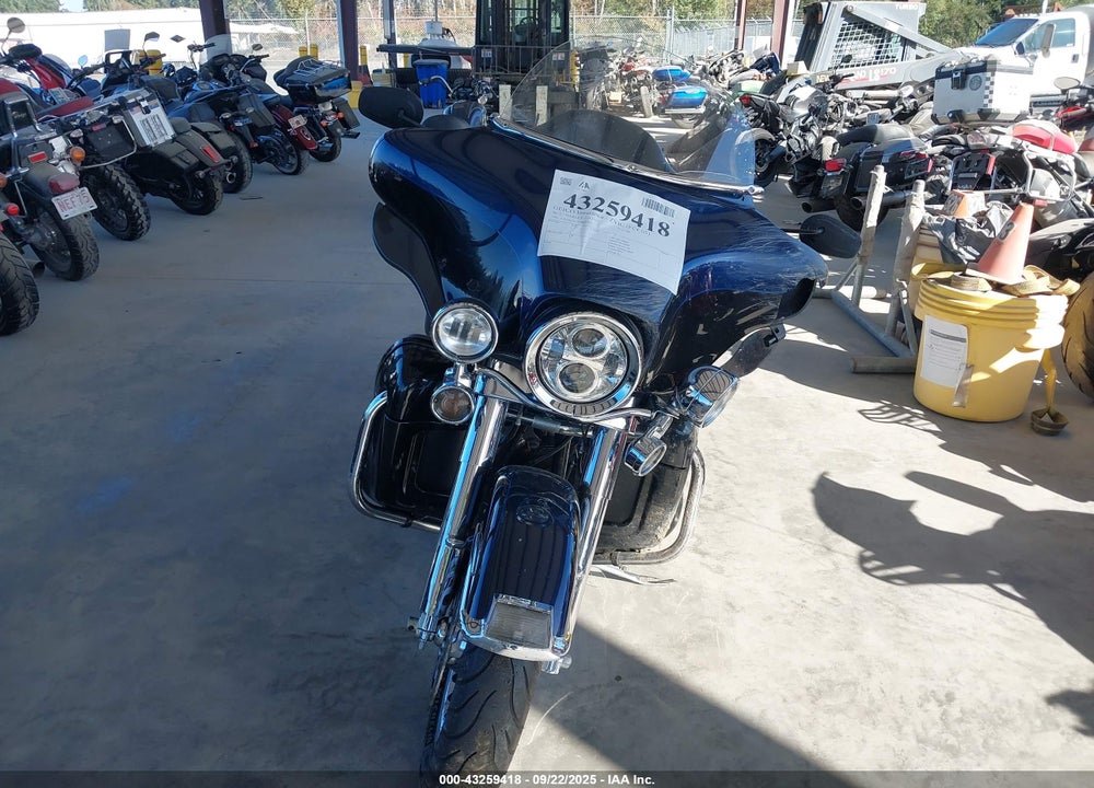 2012 HARLEY-DAVIDSON FLHTK ELECTRA GLIDE ULTRA LTD VIN: 1HD1KEM17CB605302