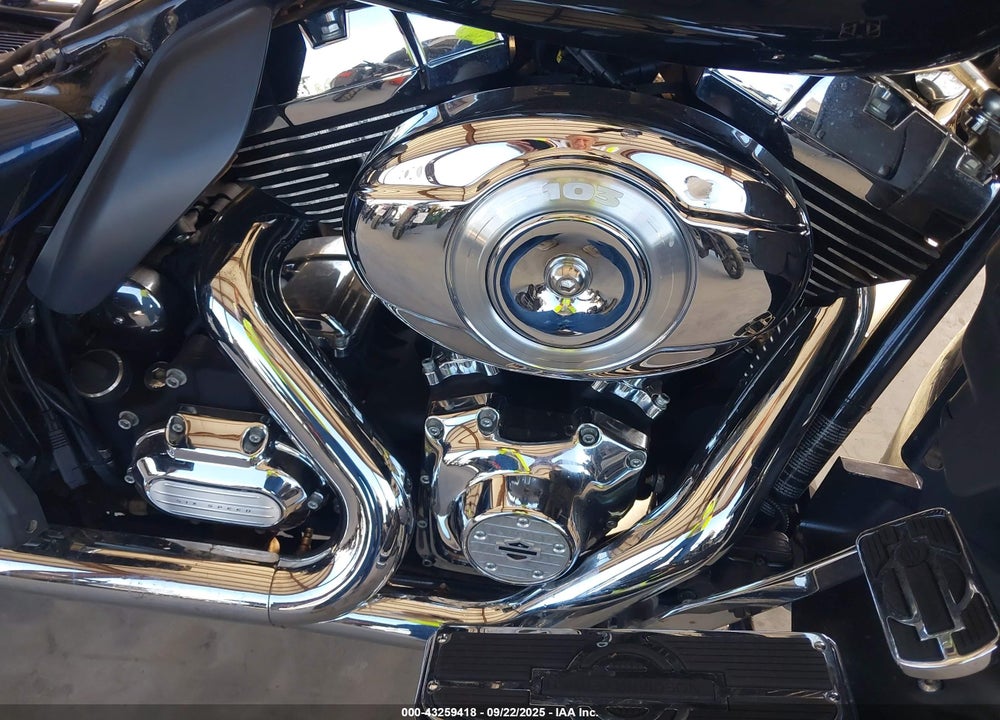 2012 HARLEY-DAVIDSON FLHTK ELECTRA GLIDE ULTRA LTD VIN: 1HD1KEM17CB605302
