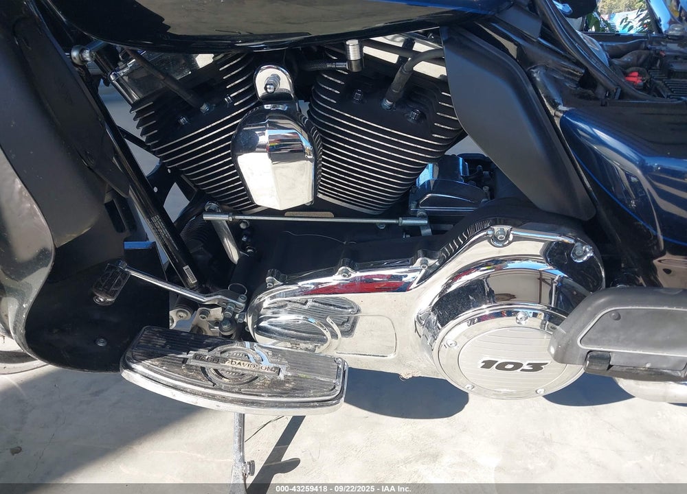 2012 HARLEY-DAVIDSON FLHTK ELECTRA GLIDE ULTRA LTD VIN: 1HD1KEM17CB605302