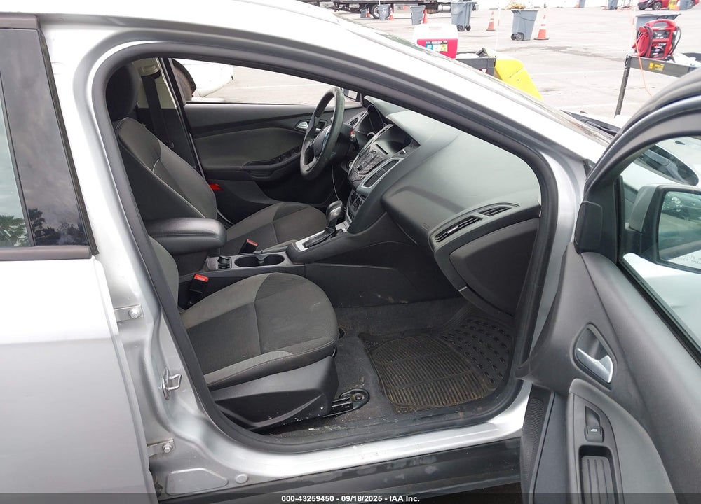 2014 FORD FOCUS VIN: 1FADP3K23EL391671