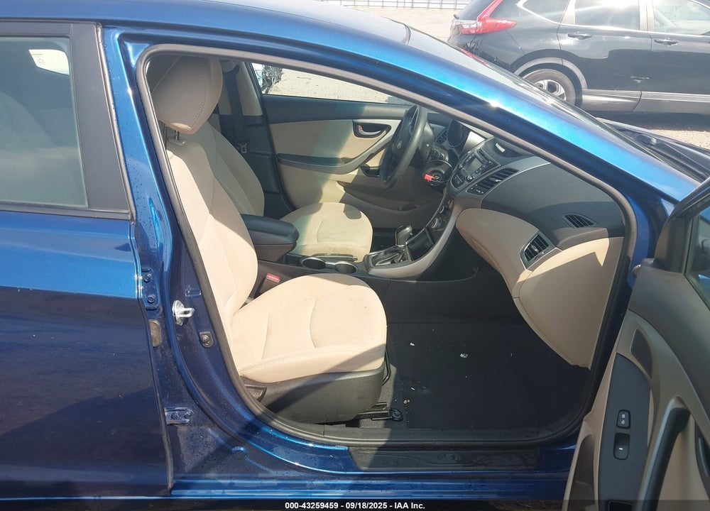 2016 HYUNDAI ELANTRA SE VIN: 5NPDH4AE6GH673366