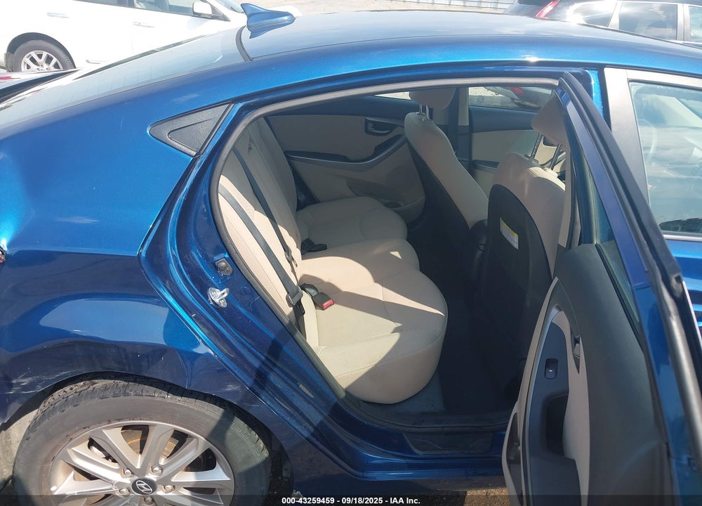 2016 HYUNDAI ELANTRA SE VIN: 5NPDH4AE6GH673366