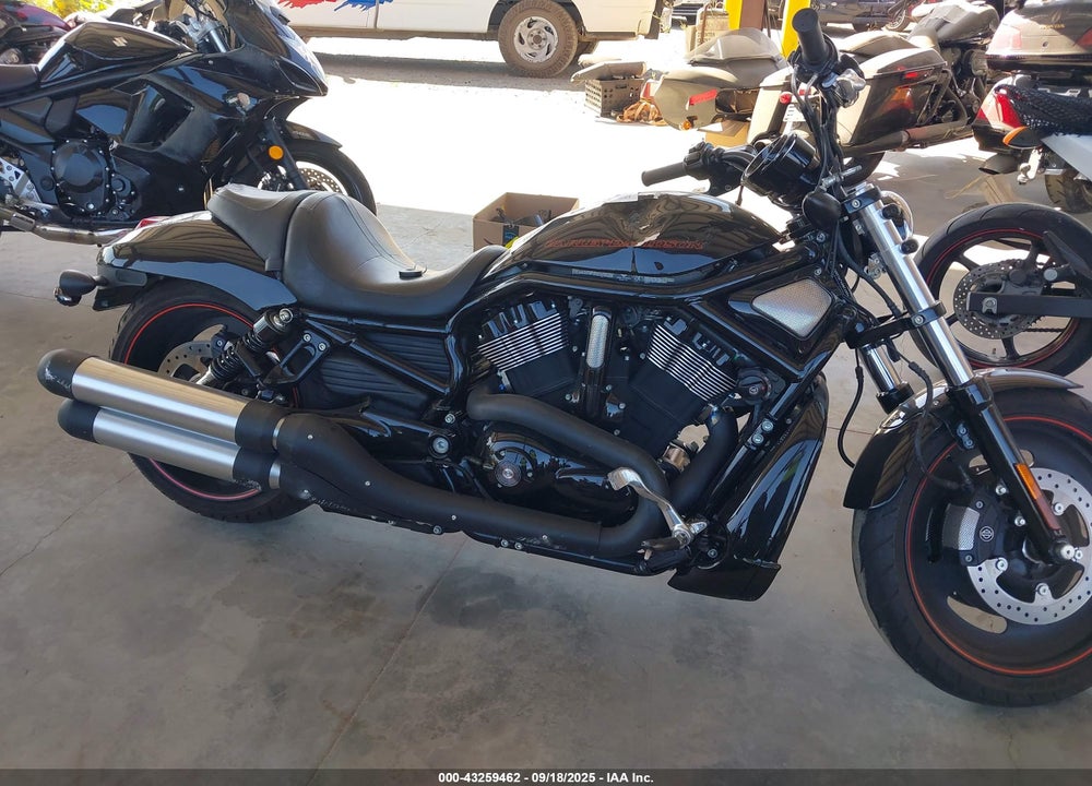 2007 HARLEY-DAVIDSON VRSCDX VIN: 1HD1HHZ327K807156