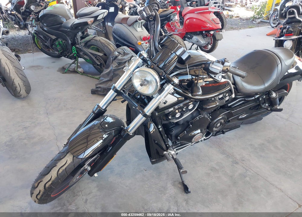 2007 HARLEY-DAVIDSON VRSCDX VIN: 1HD1HHZ327K807156
