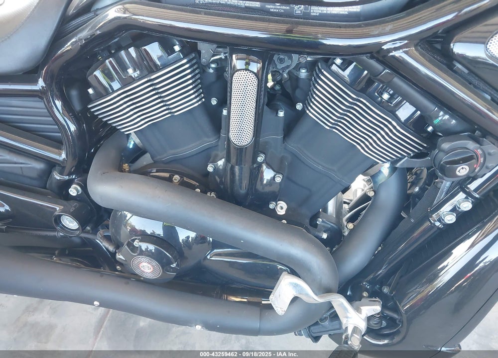 2007 HARLEY-DAVIDSON VRSCDX VIN: 1HD1HHZ327K807156