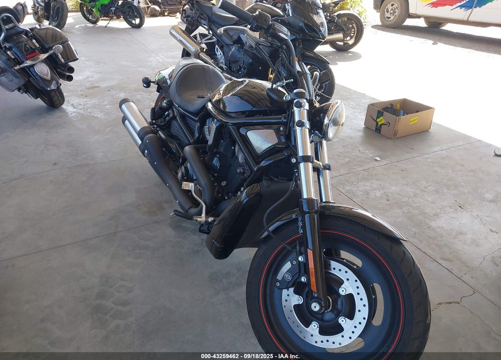 2007 HARLEY-DAVIDSON VRSCDX VIN: 1HD1HHZ327K807156