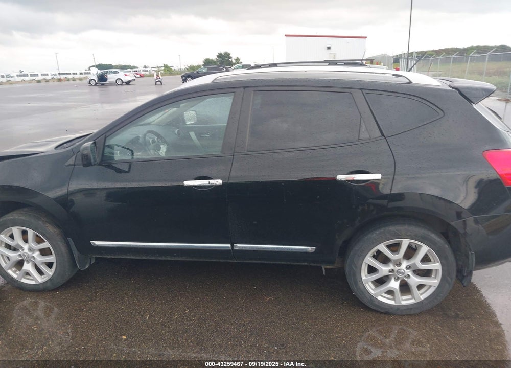 2013 NISSAN ROGUE SV W/SL PKG VIN: JN8AS5MV6DW116442