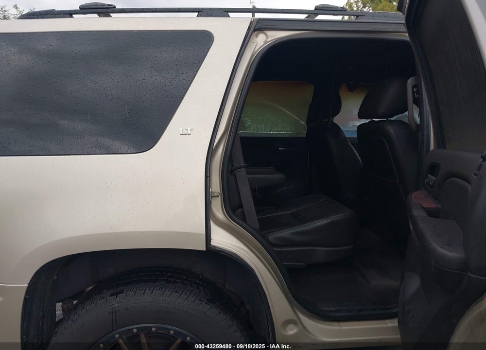 2013 CHEVROLET TAHOE VIN: 1GNSCBE03DR136992
