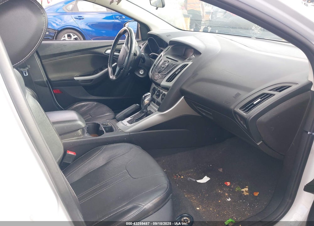 2014 FORD FOCUS SE VIN: 1FADP3F27EL321438