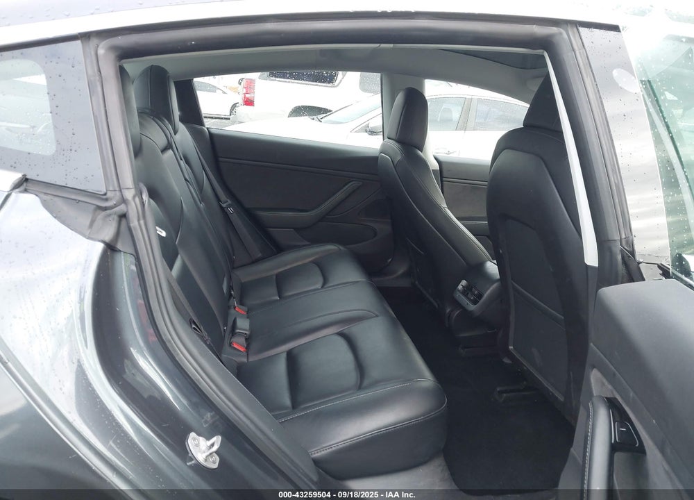 2018 TESLA MODEL 3 VIN: 5YJ3E1EAXJF116282