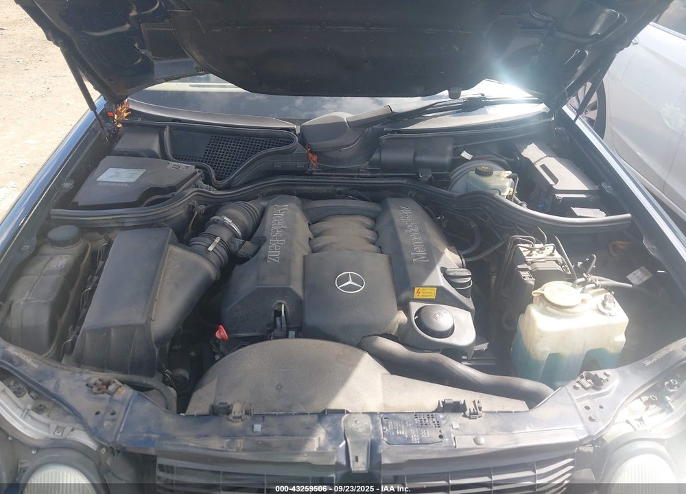 1998 MERCEDES-BENZ E 320 VIN: WDBJF65F6WA704319