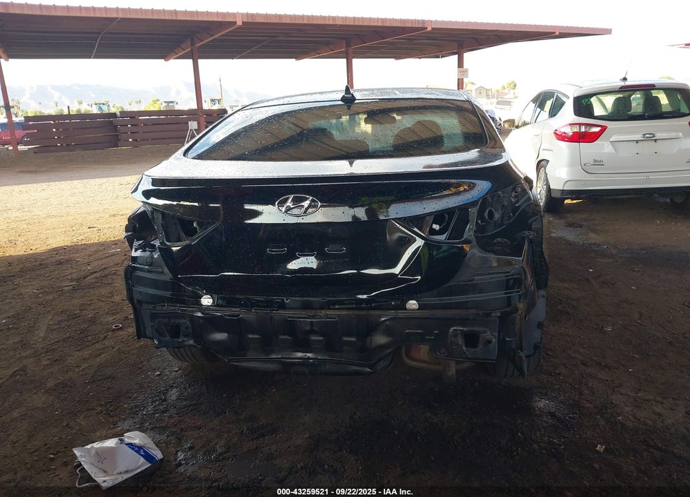2011 HYUNDAI ELANTRA VIN: 5NPDH4AE4BH035545