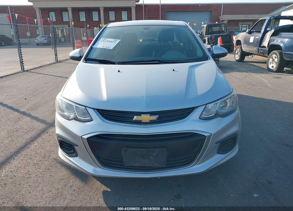 2018 CHEVROLET SONIC VIN: 1G1JB5SH5J4120636
