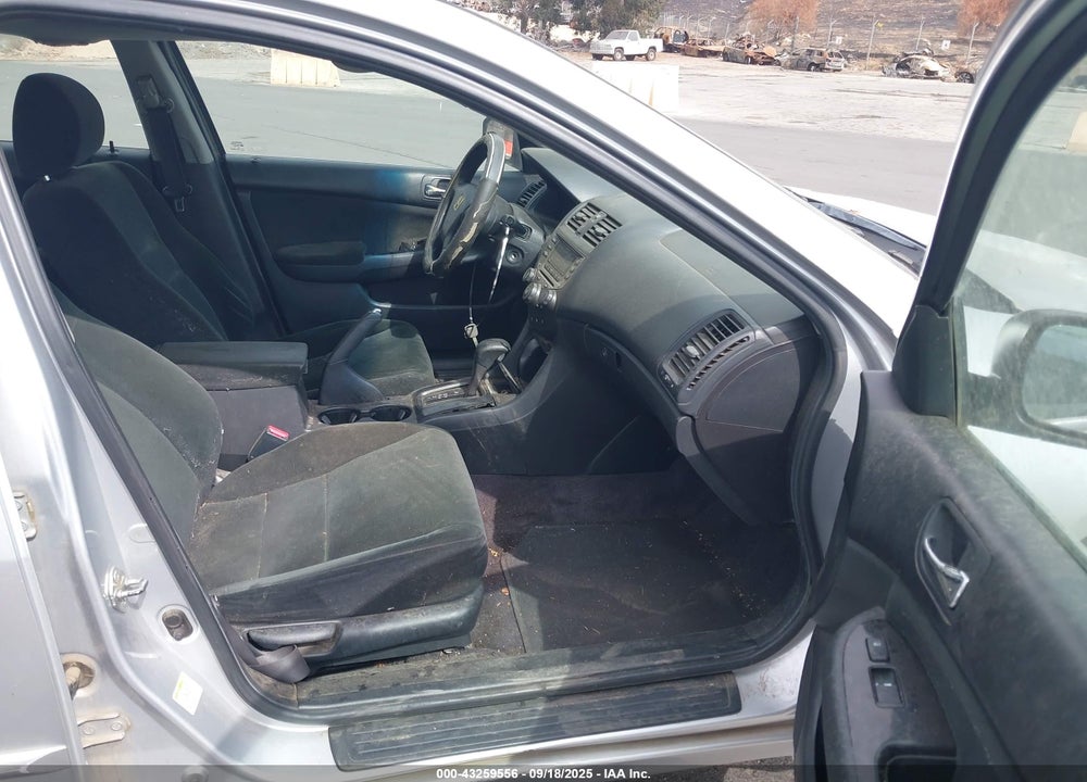 2007 HONDA ACCORD VIN: 1HGCM56317A156019