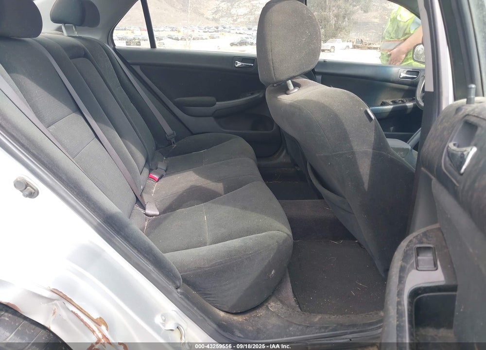 2007 HONDA ACCORD VIN: 1HGCM56317A156019