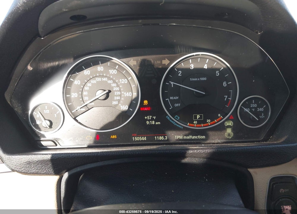 2013 BMW 3 SERIES VIN: WBA3A5G52DNP22911