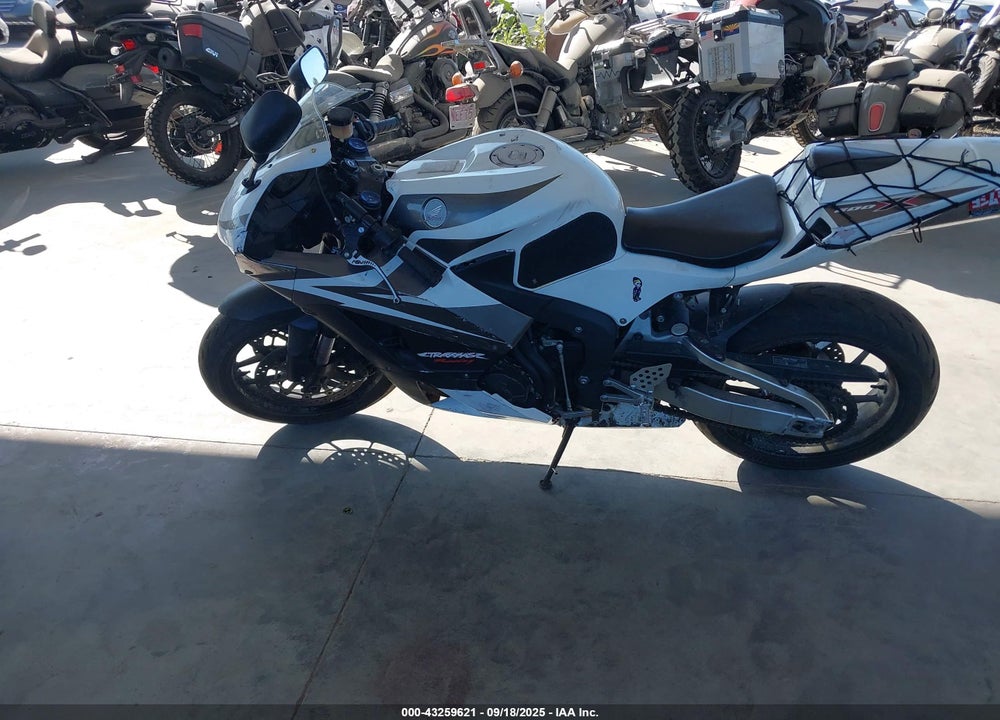 2013 HONDA CBR600 RR VIN: JH2PC4008DK600621