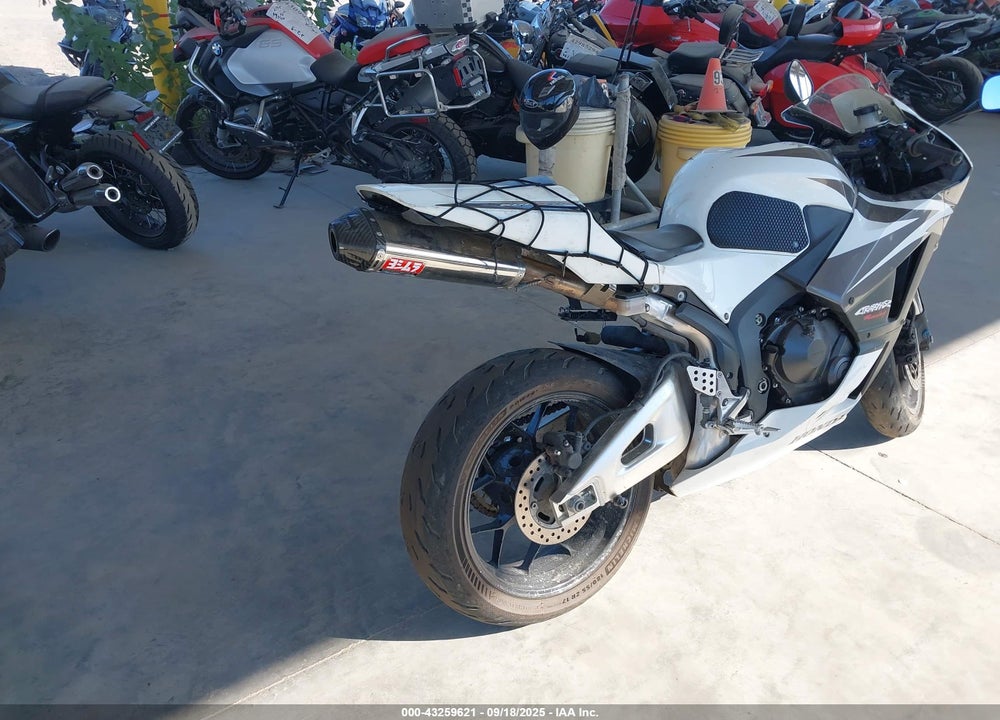 2013 HONDA CBR600 RR VIN: JH2PC4008DK600621