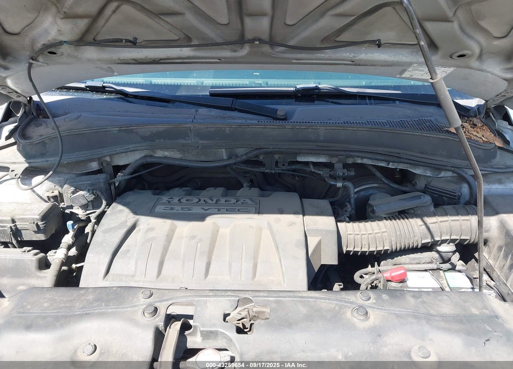2005 HONDA PILOT EX-L VIN: 2HKYF185X5H547777
