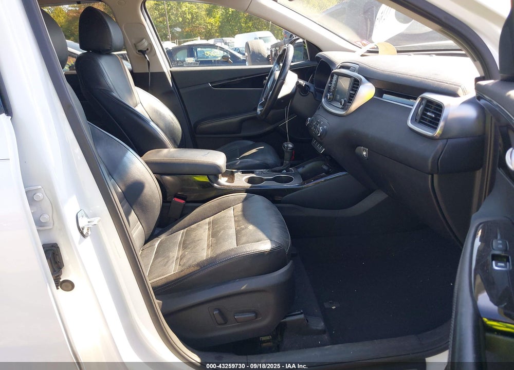 2018 KIA SORENTO VIN: 5XYPKDA54JG363830