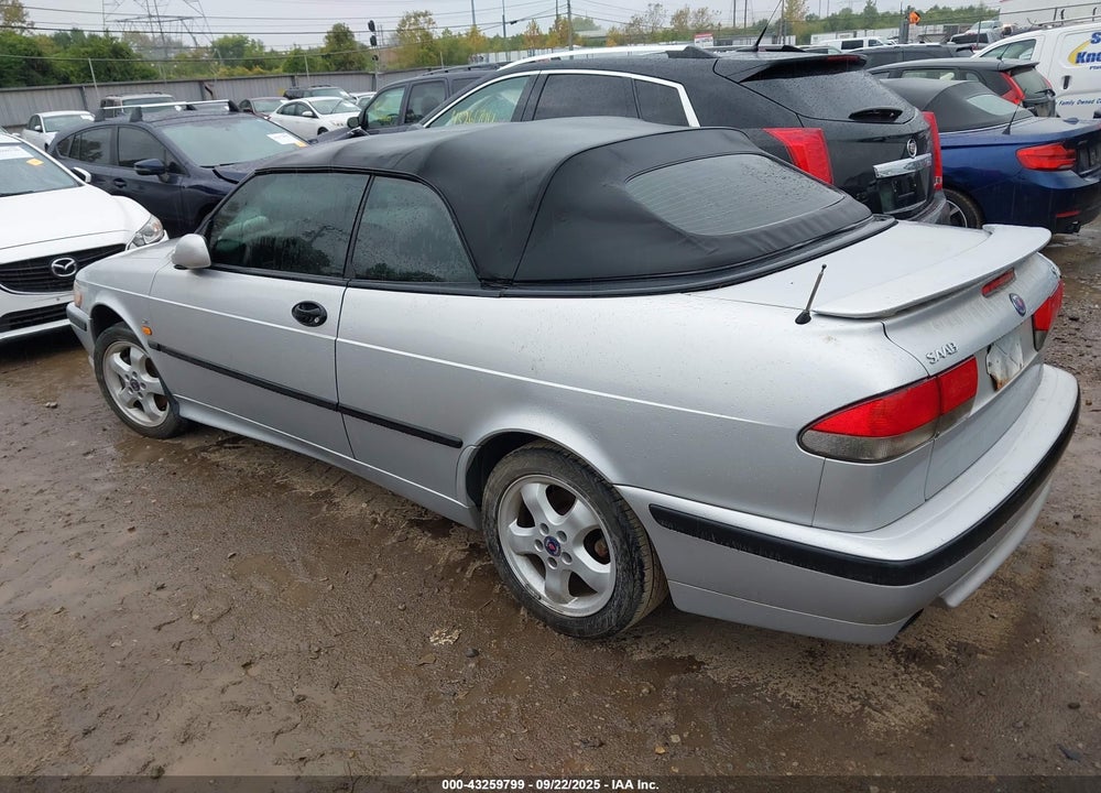 2000 SAAB 9-3 SE VIN: YS3DF75KXY7017631