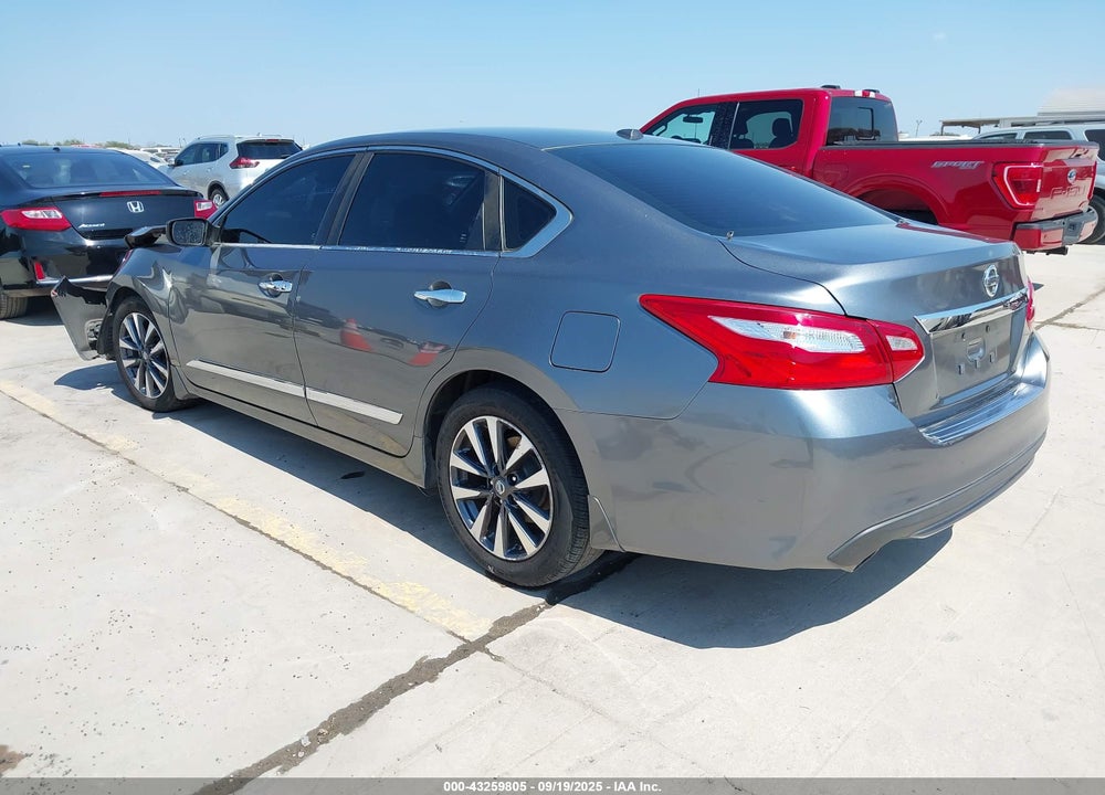 2017 NISSAN ALTIMA VIN: 1N4AL3AP9HC123207