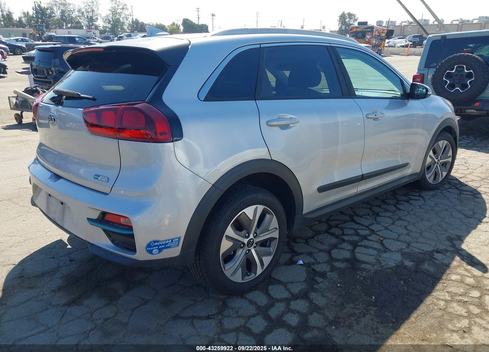 2020 KIA NIRO VIN: KNDCC3LGXL5036137