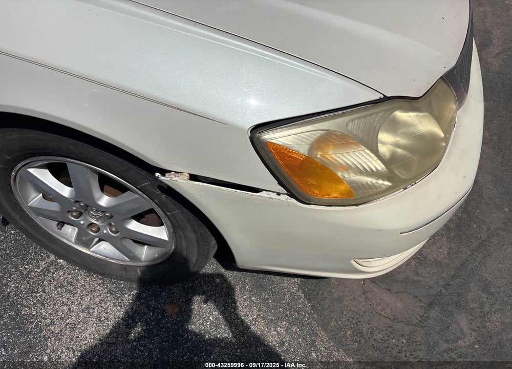 2001 TOYOTA AVALON XL VIN: 4T1BF28B41U185989