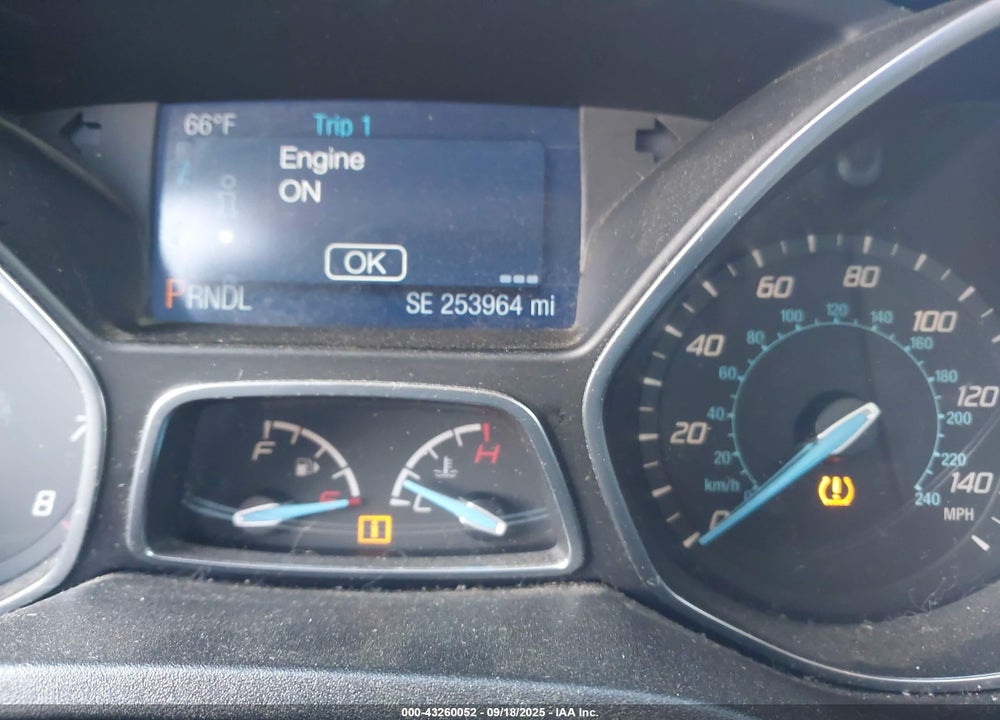 2014 FORD FOCUS SE VIN: 1FADP3F20EL425690