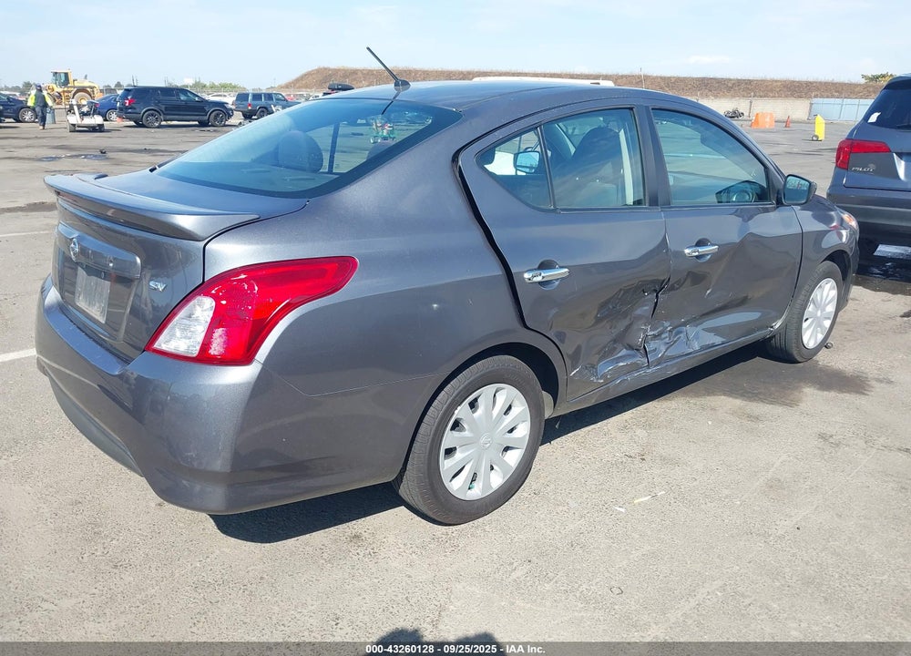 2018 NISSAN VERSA 1.6 SV VIN: 3N1CN7AP2JL844888