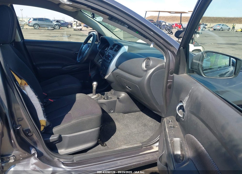 2018 NISSAN VERSA 1.6 SV VIN: 3N1CN7AP2JL844888
