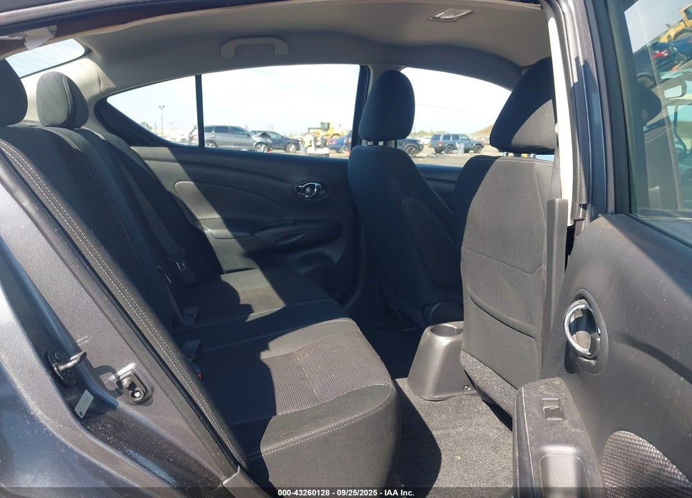2018 NISSAN VERSA 1.6 SV VIN: 3N1CN7AP2JL844888