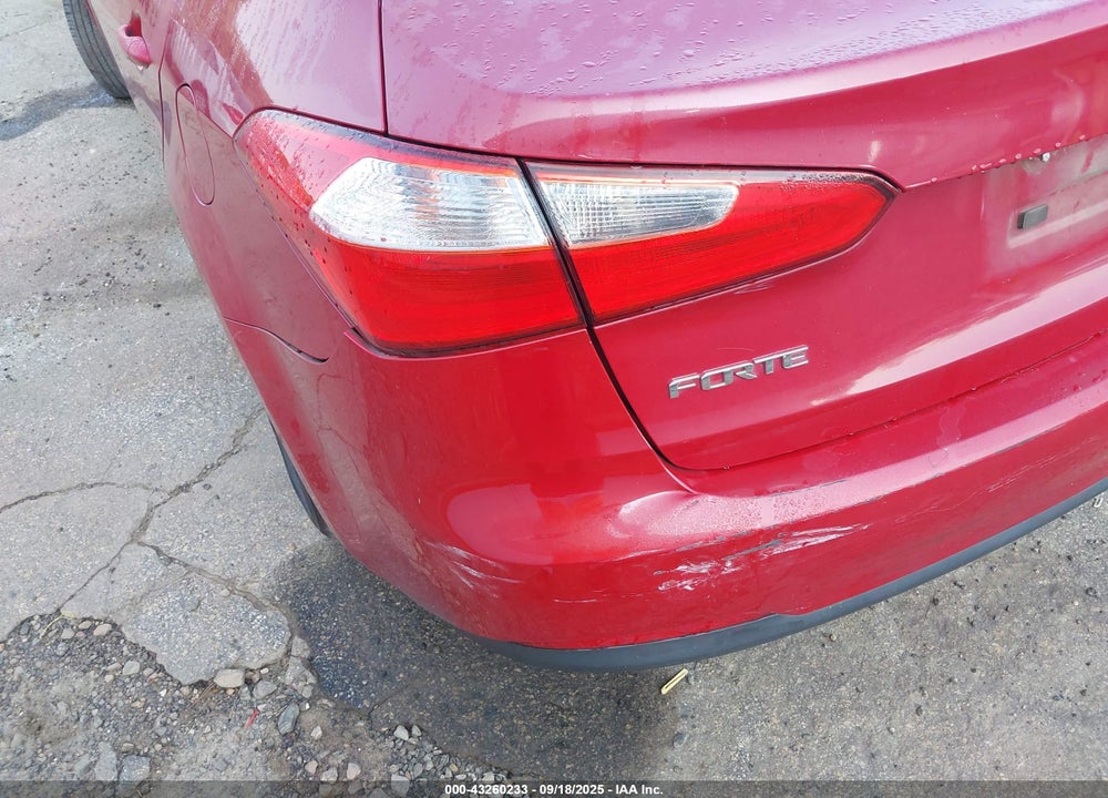 2014 KIA FORTE VIN: KNAFX4A65E5147874