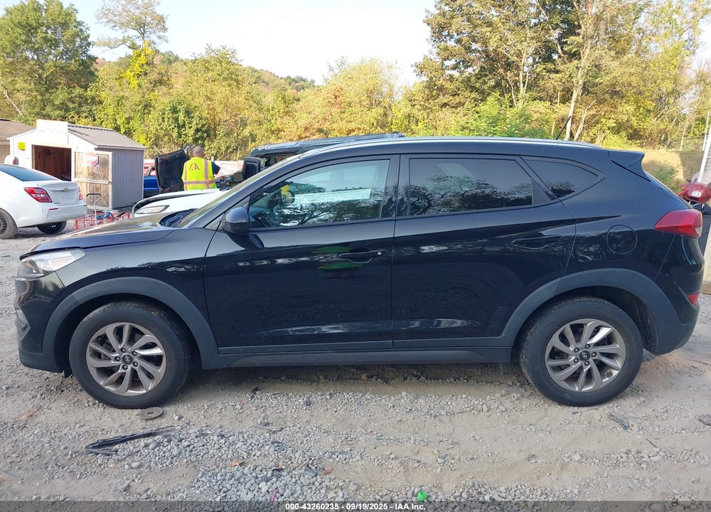 2016 HYUNDAI TUCSON VIN: KM8J3CA4XGU022553