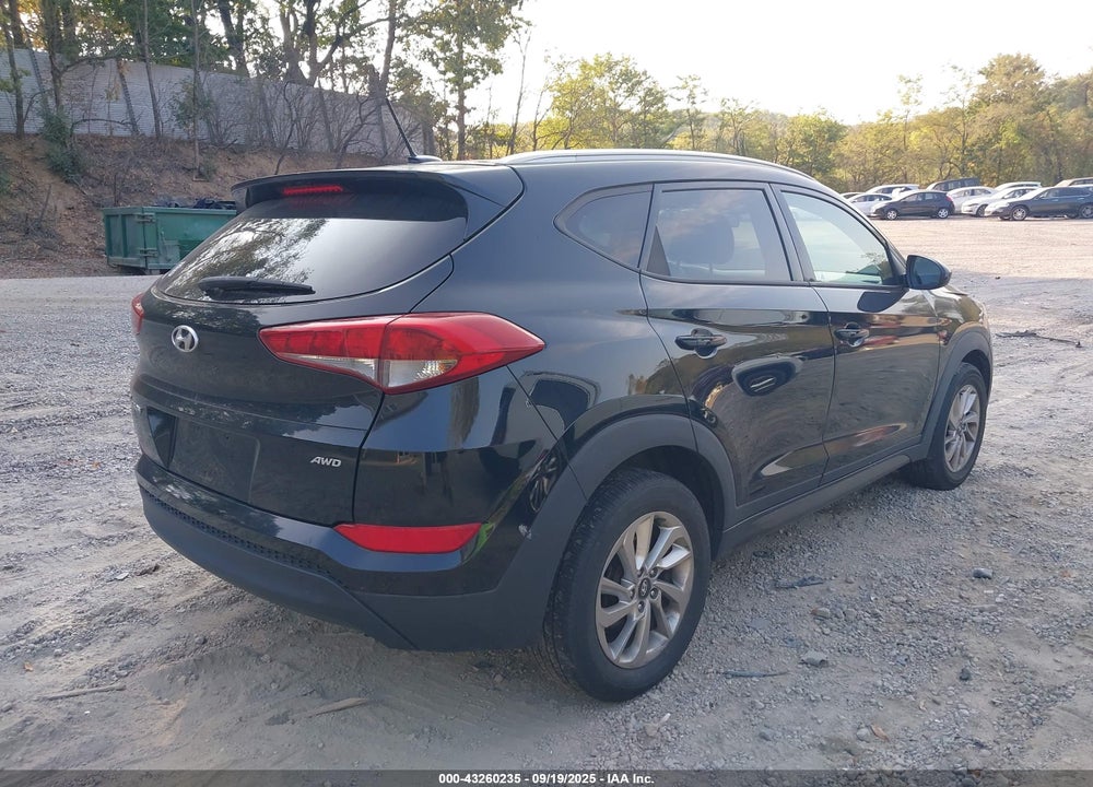 2016 HYUNDAI TUCSON VIN: KM8J3CA4XGU022553