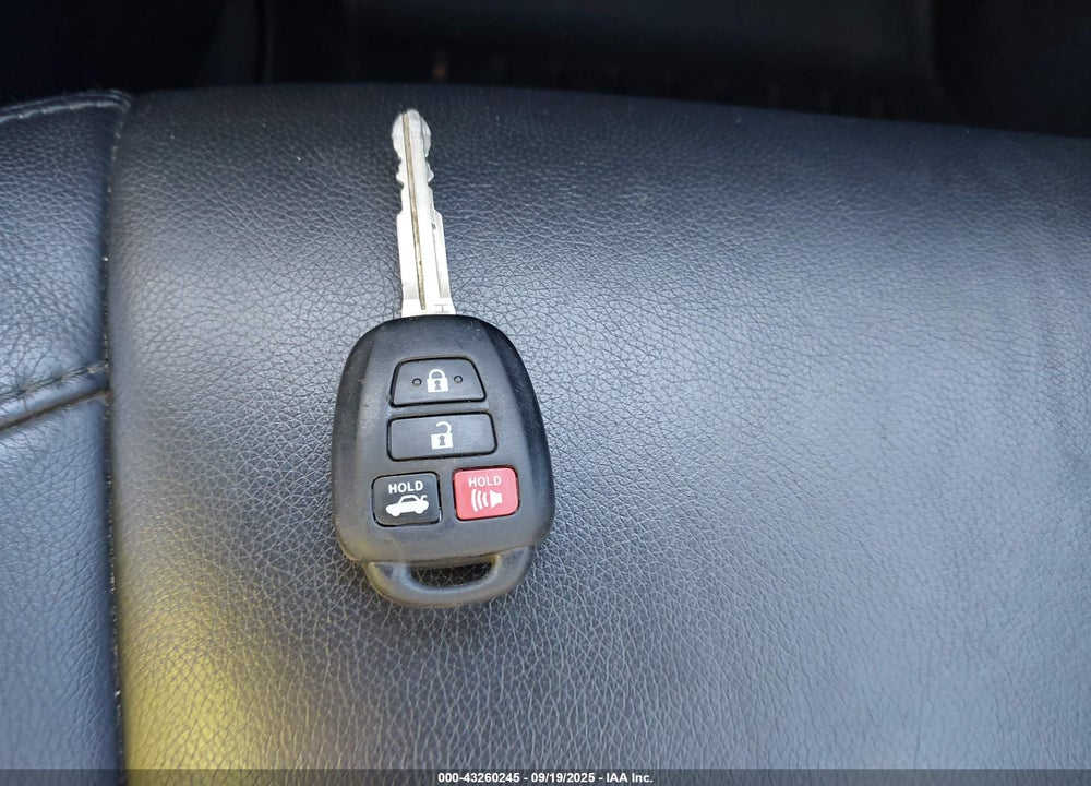 2019 TOYOTA COROLLA VIN: 2T1BURHE4KC161588