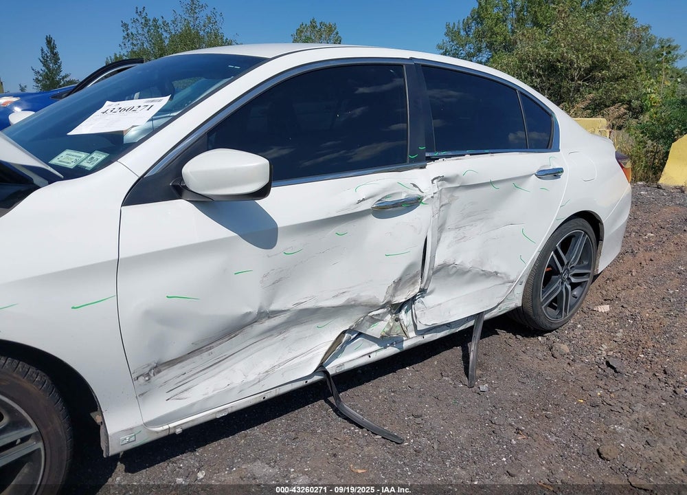 2017 HONDA ACCORD VIN: 1HGCR2F14HA294587
