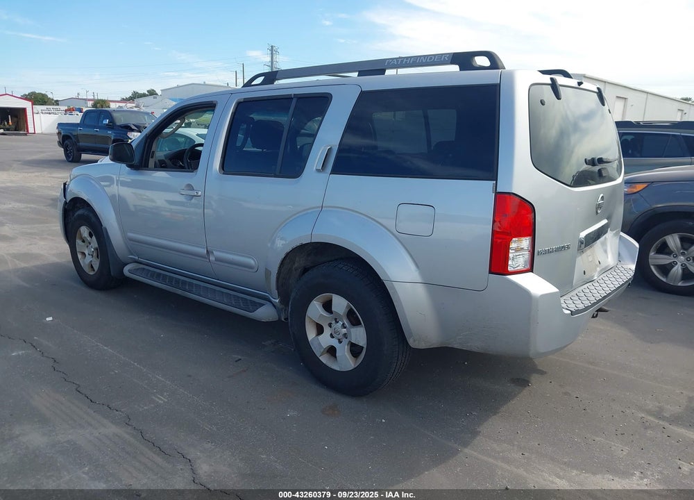 2005 NISSAN PATHFINDER XE VIN: 5N1AR18U55C761860