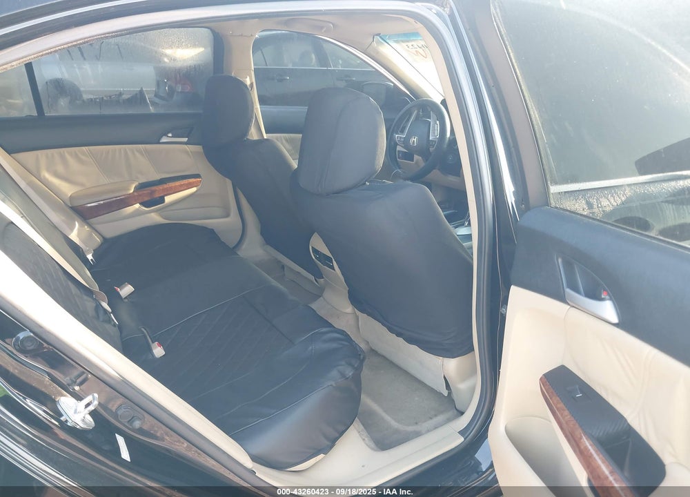 2011 HONDA ACCORD 2.4 EX-L VIN: 1HGCP2F84BA078314