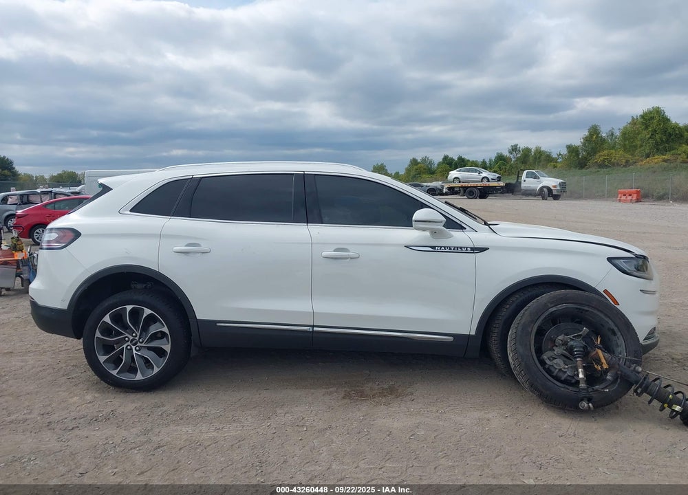 2022 LINCOLN NAUTILUS VIN: 2LMPJ8KP0NBL01930