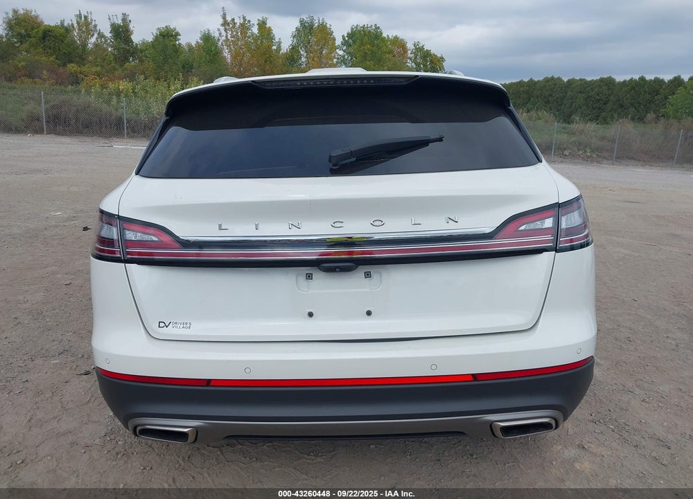 2022 LINCOLN NAUTILUS VIN: 2LMPJ8KP0NBL01930